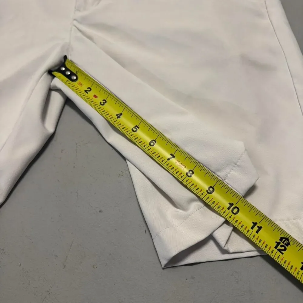 Izod Men's White and Cream Shorts